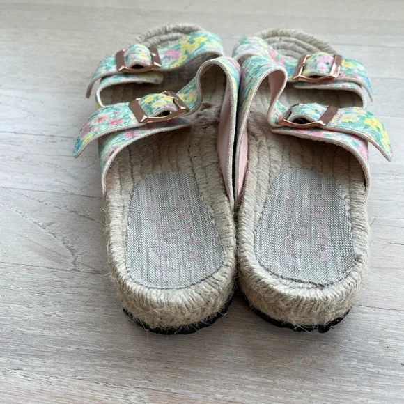 Love Shack Fancy X Manebi Nordic Floral Sandals. - Picture 10 of 17